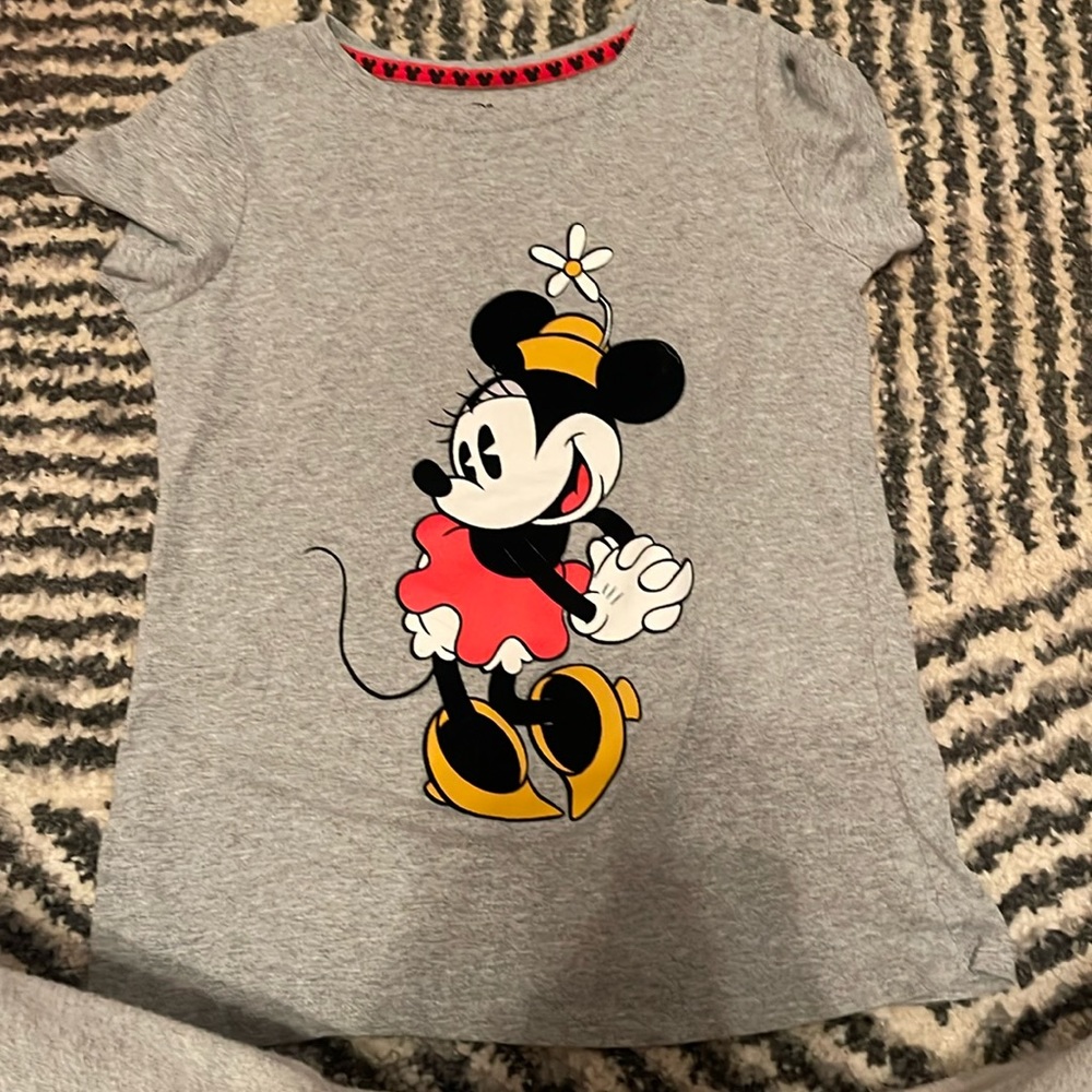 Minnie Mouse shirt